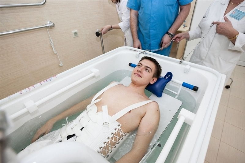 Лечение межпозвонковой грыжей вытяжением.