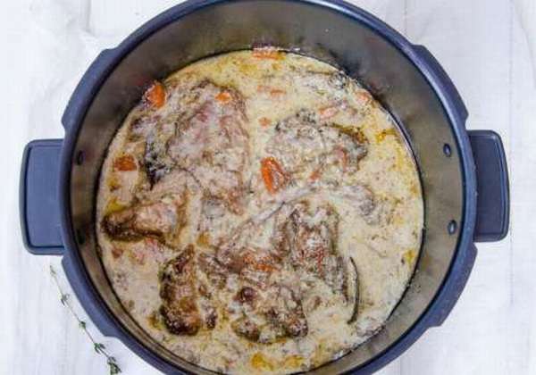 тушеное в мультиварке мясо